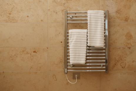 El radiador toallero, la solución perfecta para tu baño en ...