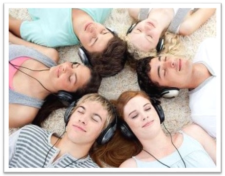 chicos y chicas música